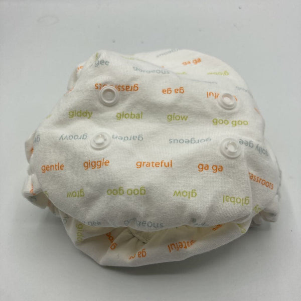 Size NB: gDiaper White Print Diaper Cover