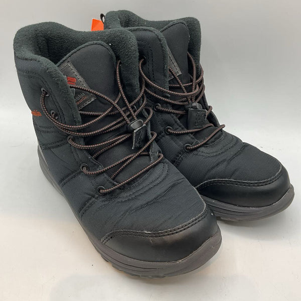 Size 4Y: Columbia Black Toggle Insulated Snow Boots