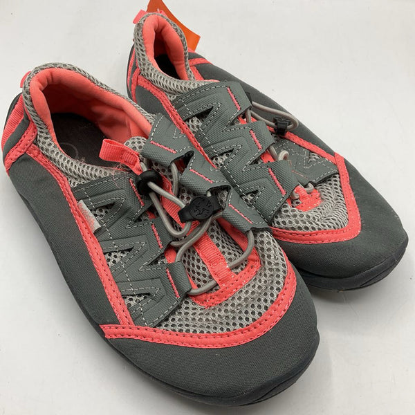 Size 2Y: Northside Grey/Pink Toggle Water Shoes