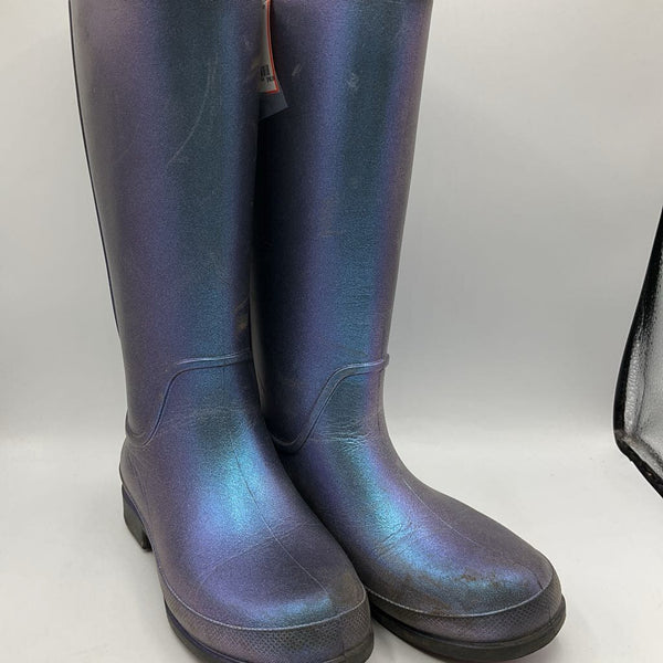 Size 5Y: Crocs Blue Iridescent Rain Boots