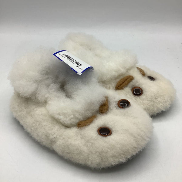 Size 8: White Fuzzy Owl Slippers