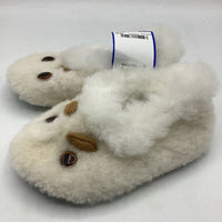 Size 8: White Fuzzy Owl Slippers