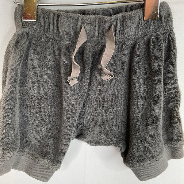 Size 12m: Oliver + Rain Grey Terry Cloth Shorts