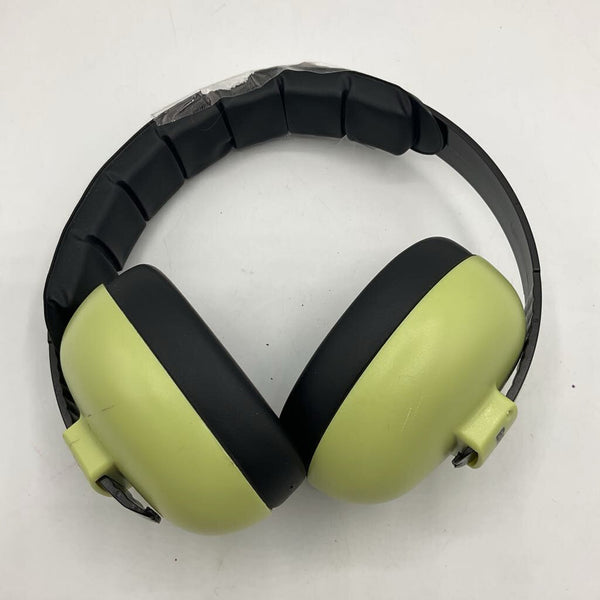 Banz Green Noise Cancelling Headphones