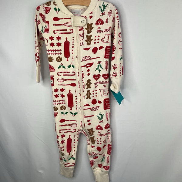 Size 12-18m (75): Hanna Andersson Creme/Red/Green Baking Organic Cotton 1pc Zip-Up Holiday PJs