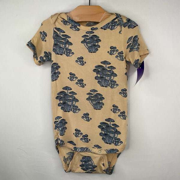 Size 6-12m: Kate Quinn Tan/Blue Mushrooms Onesie