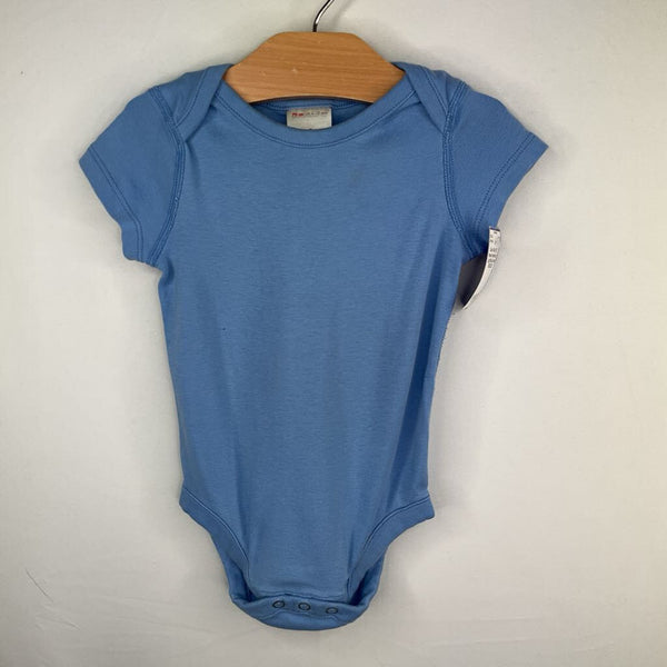 Size 6-12m (70): Hanna Andersson Light Blue Onesie REDUCED