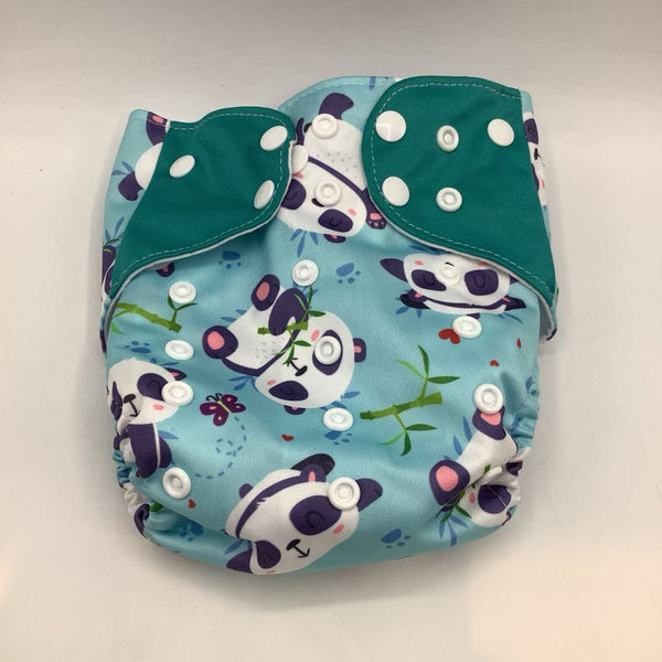 Size OS: Blue/Multicolor Peaceful Pandas Snap Diaper