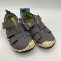 Size 7.5: Plae Grey/Blue/Green Trim Velcro Strap Shoes