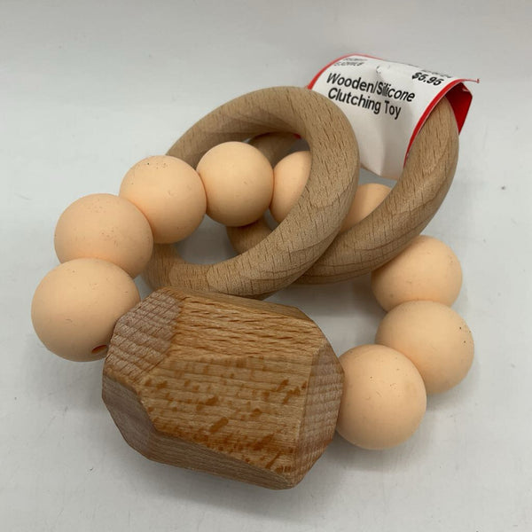 Wooden/Silicone Clutching Toy