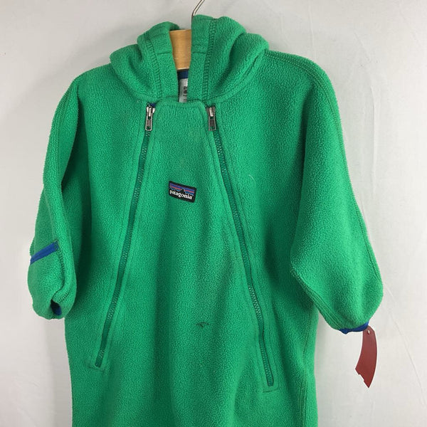 Size 12m: Patagonia Green Fleece Bunting