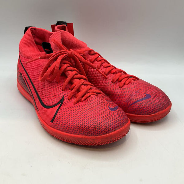 Size 3Y: Nike Neon Red/Black Lace-Up Indoor Cleats