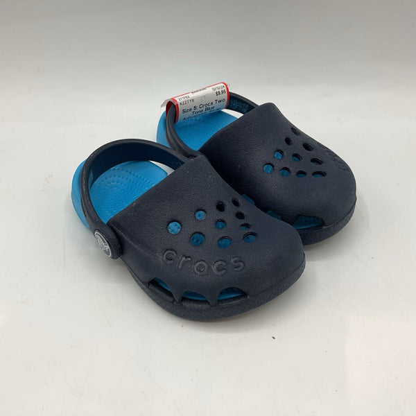 Size 5: Crocs Two Tone Blue Adjustable Strap Shoes