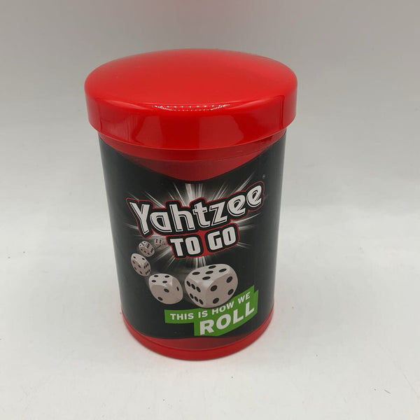 Hasbro Yahtzee to Go Travel Game