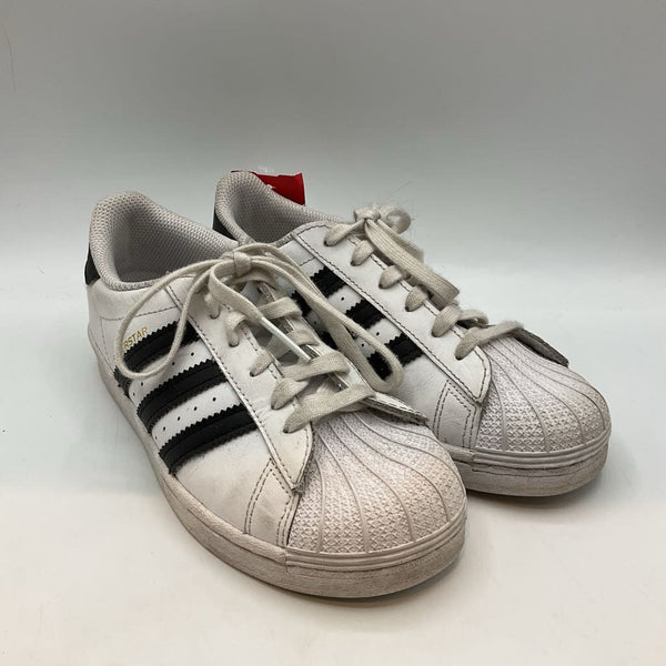 Size 2Y: Adidas White/Black Lace-Up Sneakers