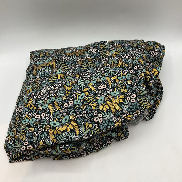 Black/Green/Gold Floral Crib Sheet