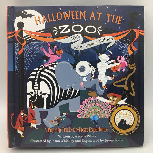 Halloween at the Zoo (hardcover)