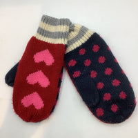 Size 8: Gap Red/Navy/Pink Hears Mittens