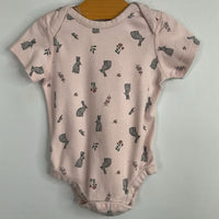 Size 6-12m (70): Hanna Andersson Pink/Grey Floral Bunnies Onesie