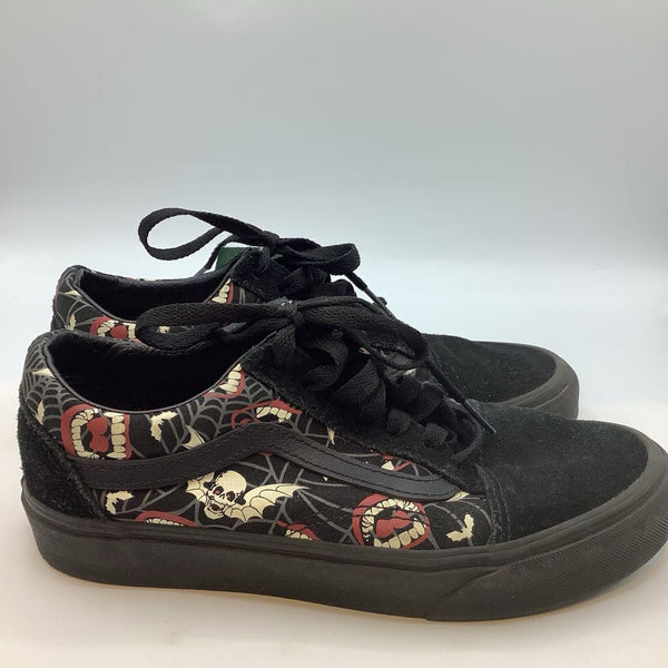 Size 5Y: Van Black/White/Red Vampire Lace-Up Shoes