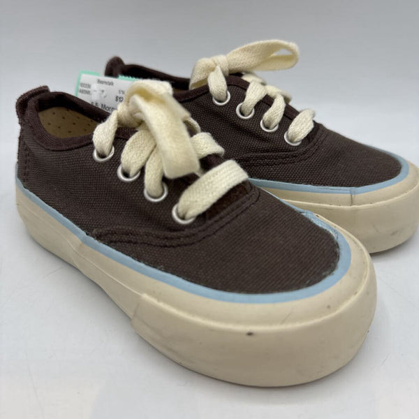 Size 6.5: Morgan & Milo Brown Lace Up Sneaker