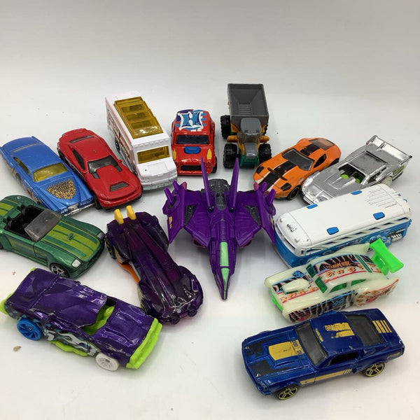 14pc Assorted Hot Wheels Cars