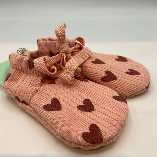 Size 3-6m: Kate Quinn Pink Hearts Ribbed Booties