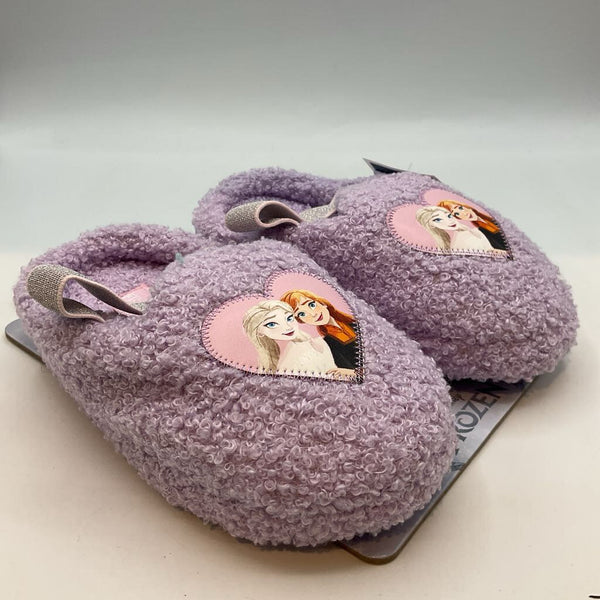 Size 7-8: Frozen Purple Fuzzy Character Slippers NEW