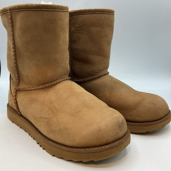 Size 5Y: Ugg Brown Sheepskin Lined Boots