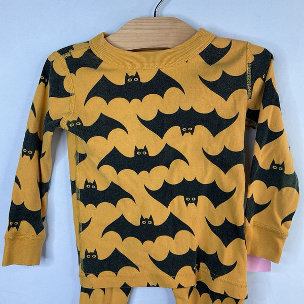 Size 3 (90): Hanna Andersson Yellow/Black Bats Organic Cotton 2pc PJs