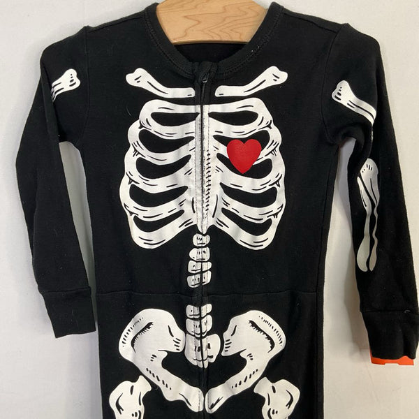 Size 3: Old Navy Black/White Skeleton Zip-Up Footy PJs