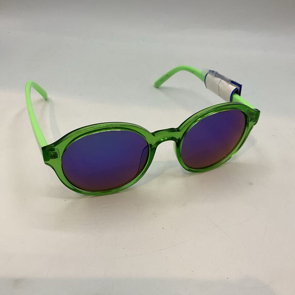 Green Round Sunglasses
