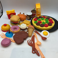 Bag Assorted Plastic Play Food/Utensils