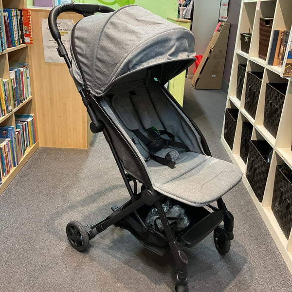 Mompush Lightweight Travel Stroller - One Hand Open/Close - Mom's LOVE THIS ONE!