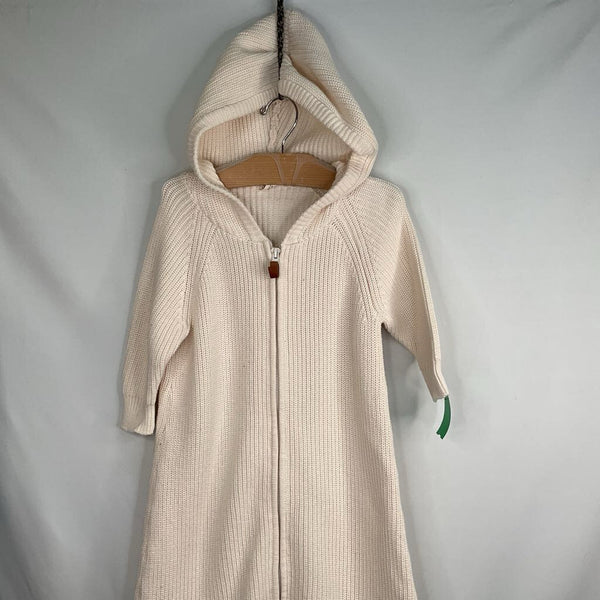 Size L (21-23lb): Goumi White Knit Wearable Blanket