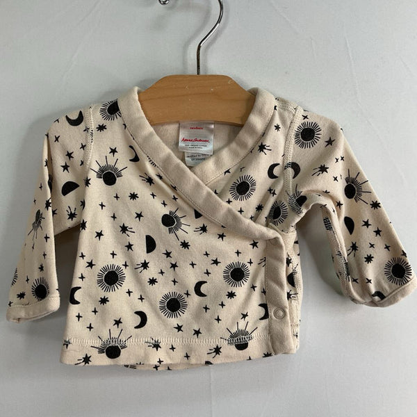 Size NB: Hanna Andersson White/Black Stars Side Snap Long Sleeve Shirt