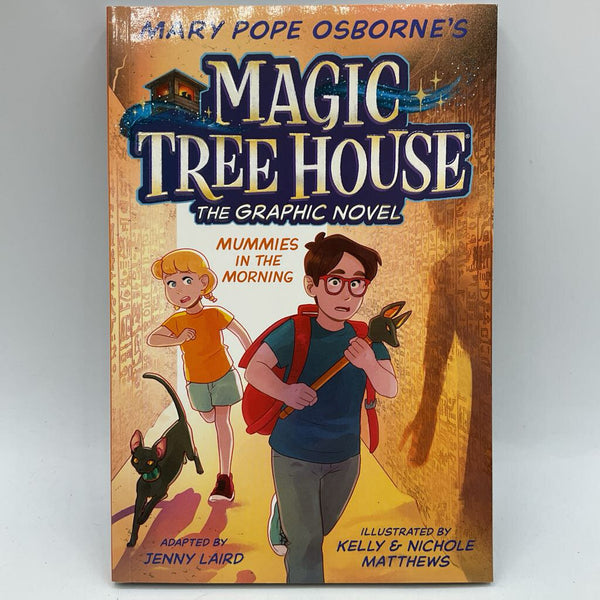 Magic Tree House: The Graphic Novel: Mummies in the Morning(paperback)