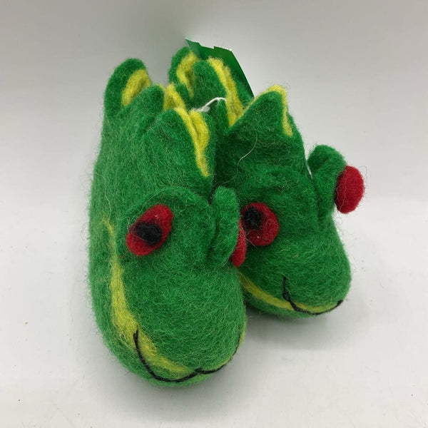 Size 6-12m: Made in Nepal Tree Frog Felt Slippers