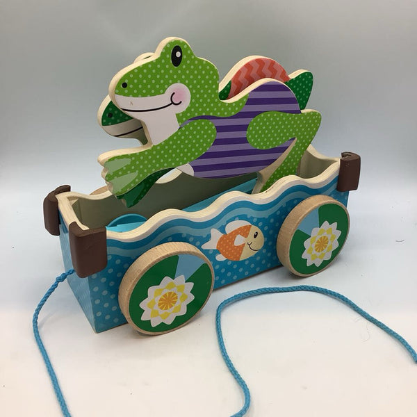 Melissa & Doug Friendly Frogs Pull Along Toy