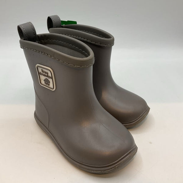 Size 4.5: Tree Grandpa Gray Rain Boots