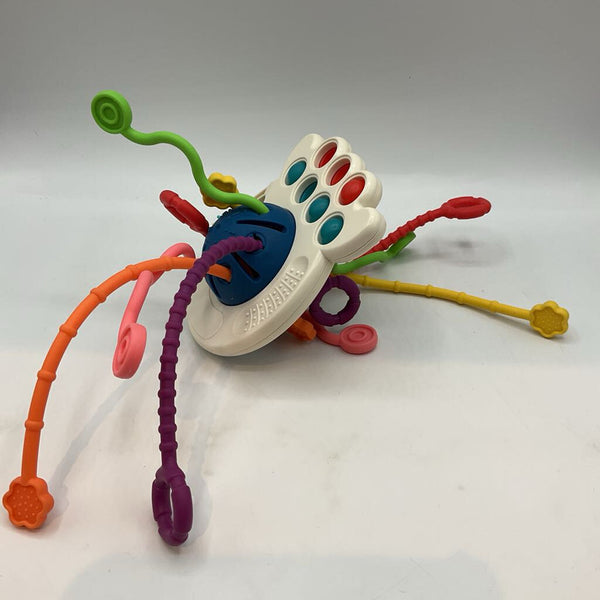 Montessori Pull String Toy