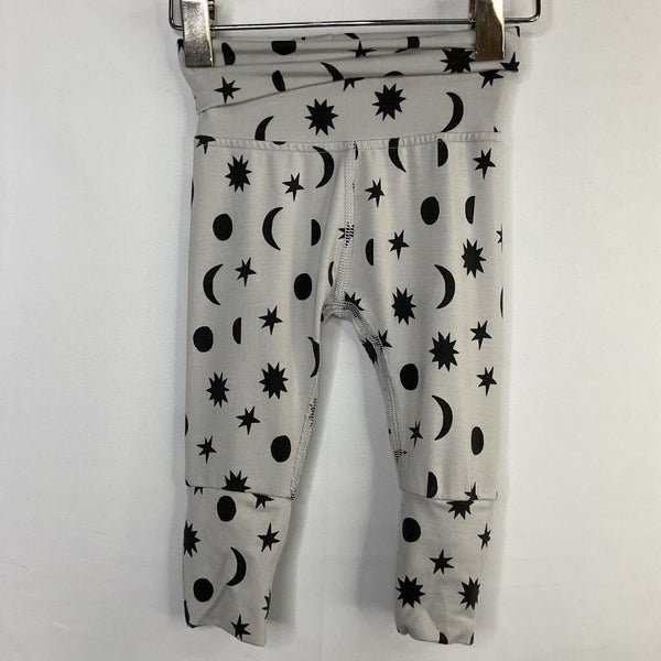 Size 0-3m (50): Hanna Andersson Grey/Black Stars/Moon Tencel Cozy Pants