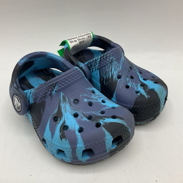 Size 4: Crocs Blue Marbled Adjustable Strap Shoes- LIKE NEW