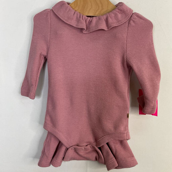 Size 3-6m: Gap Pink Waffle Knit Long Sleeve Onesie/Flare Pants 2pc Set