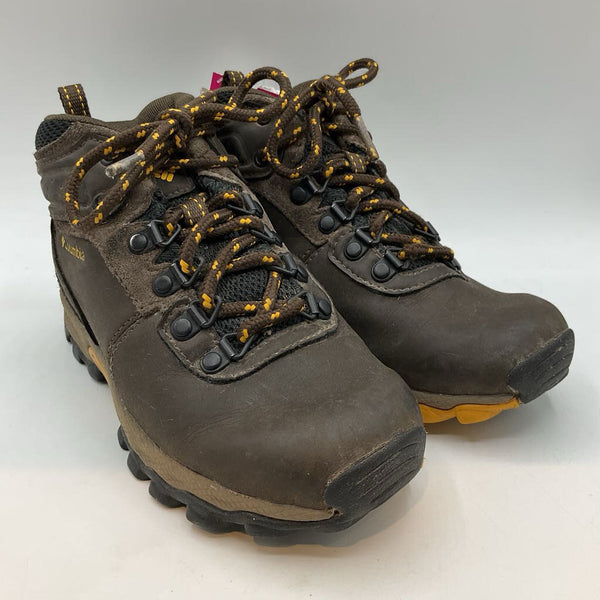 Size 2Y: Columbia Brown/Yellow/Black Lace-Up Hiking Boots
