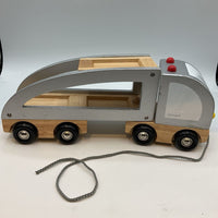 Janod Wooden Wooden Pull Transport Truck