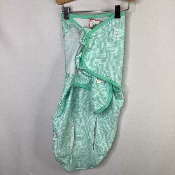 Size SM/MED: Swaddle Me Blue/White Crosshatch Sleepsack