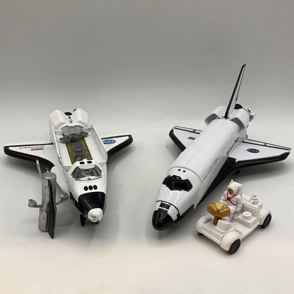 2pc Space Shuttles