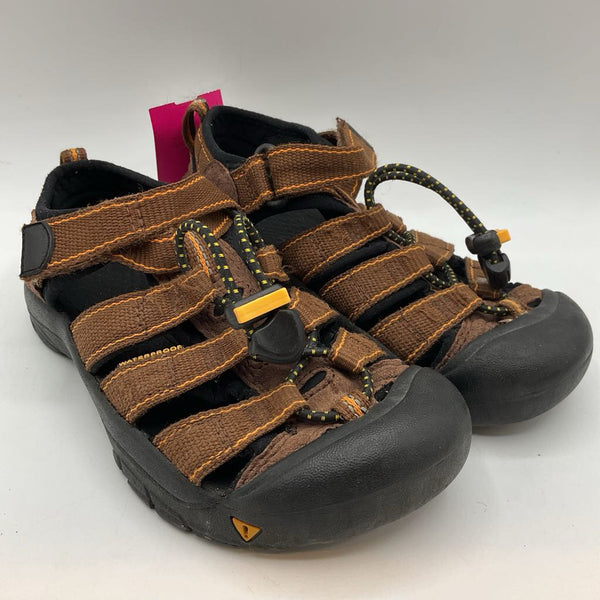 Size 1.5Y: KEEN Brown/Black Velcro/Toggle Sandals