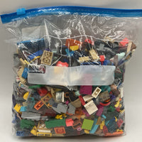 1 Gallon Bag of Assorted Legos